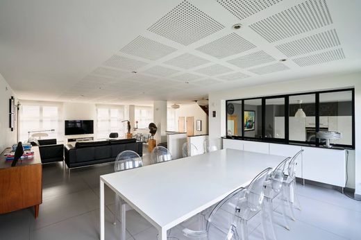 Apartment in Lille, North