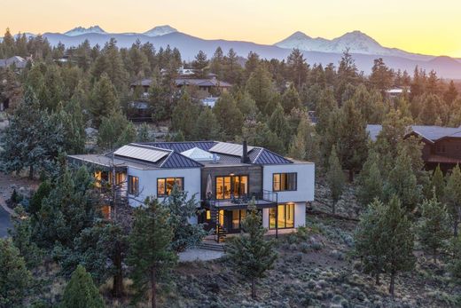 Luxury home in Bend, Deschutes County