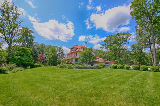 Detached House in Basking Ridge, Somerset County