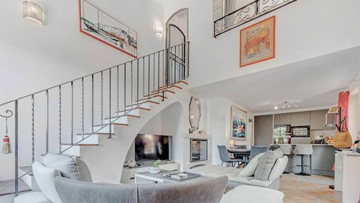 Apartament w Ramatuelle, Var