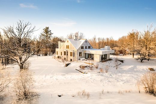 بيت مستقل ﻓﻲ Sutton, Montérégie