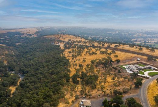 Grond in Loomis, Placer County