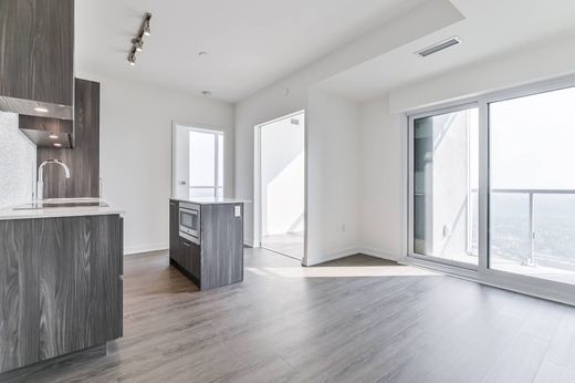 Apartment / Etagenwohnung in Toronto, Ontario