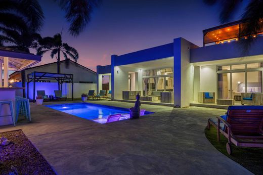 ‏בית חד-משפחתי ב  Noord