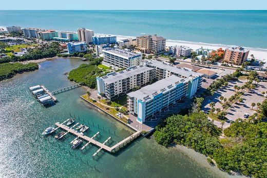 Apartment in Indian Shores, Pinellas County