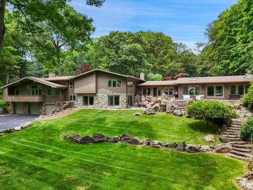 Detached House in Greenwich, Fairfield County