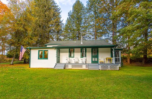 Casa en Hume, Allegany County