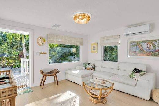 Detached House in Marathon, Monroe County