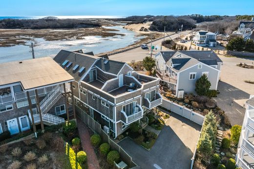 Apartment for sale in Provincetown