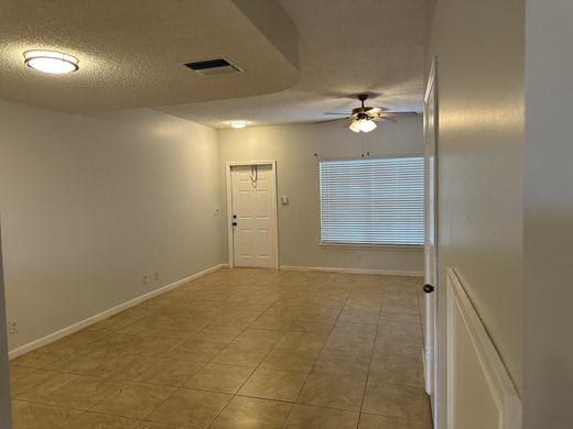 Townhouse in Coral Springs, Broward County