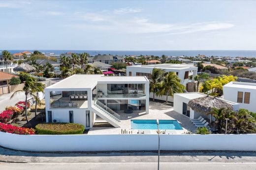 Detached House in Jan Thiel