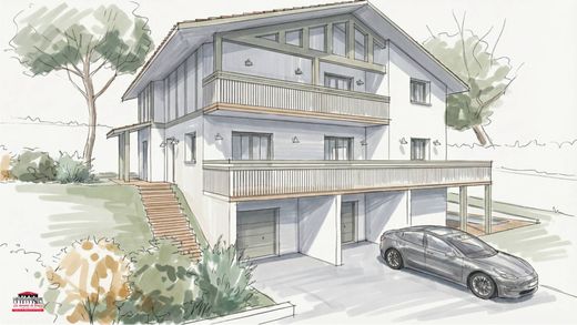 Detached House in Arcachon, Gironde