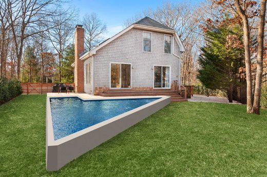 Detached House in East Hampton, Suffolk County