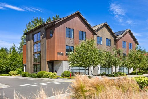 Townhouse in Bainbridge Island, Kitsap County