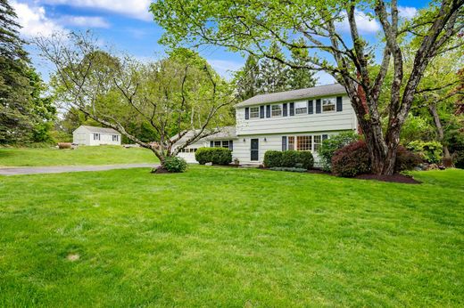 Detached House in Ridgefield, Fairfield County