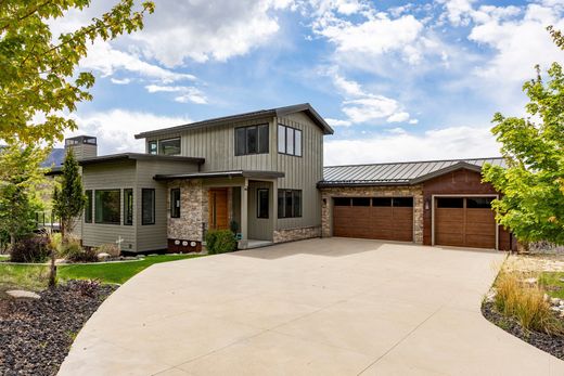 Detached House in Woodland Hills, Utah County