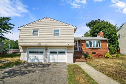 Detached House for rent per month in Medford
