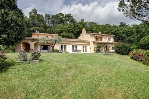 Einfamilienhaus in Castres, Tarn