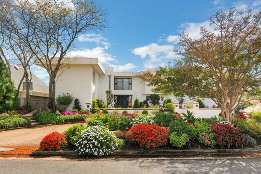 Detached House in Margate City, Atlantic County