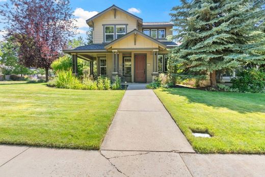 Luxury home in Bend, Deschutes County