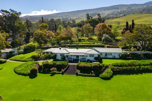 Luxury home in Kula, Maui