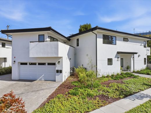 Luxury home in Torrance, Los Angeles County