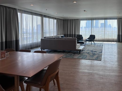 Apartment in Watthana, Vadhana
