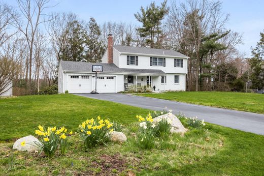 Detached House in Marshfield, Plymouth County