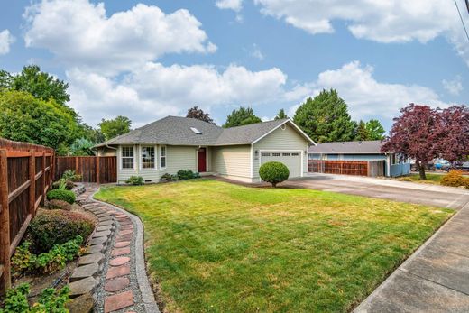 Luxe woning in Medford, Jackson County