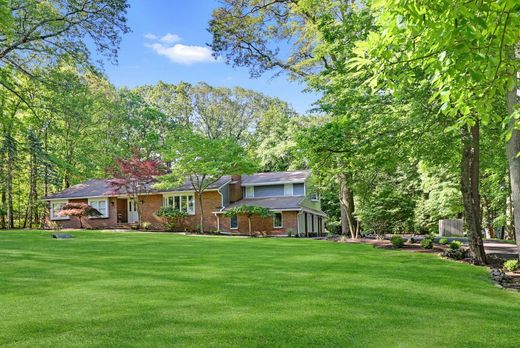 Vrijstaand huis in Upper Saddle River, Bergen County