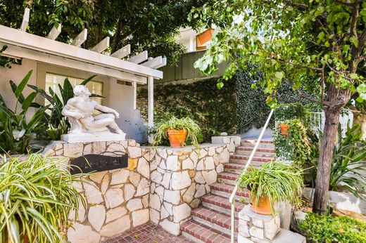 Apartment / Etagenwohnung in West Hollywood, Los Angeles County