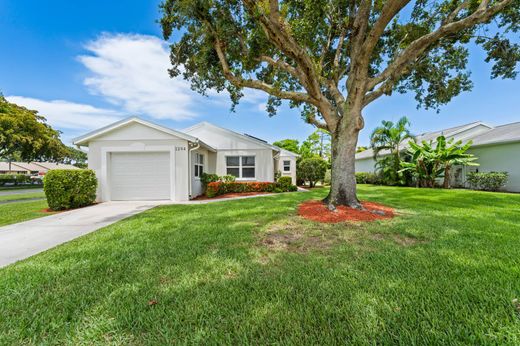 Luxury home in West Palm Beach, Palm Beach
