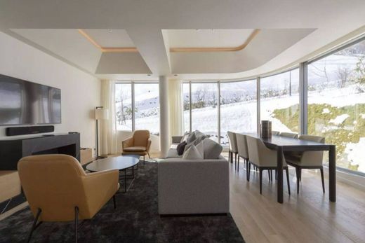 Apartment / Etagenwohnung in Abuta, Abuta-gun