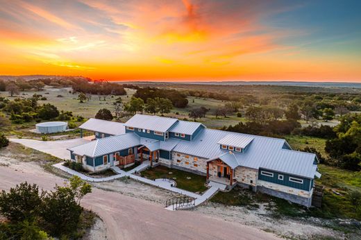Casa Unifamiliare a Fredericksburg, Gillespie County
