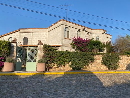 Detached House in Tequisquiapan, Querétaro