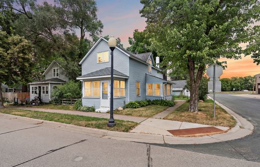 Einfamilienhaus in Hastings, Dakota County