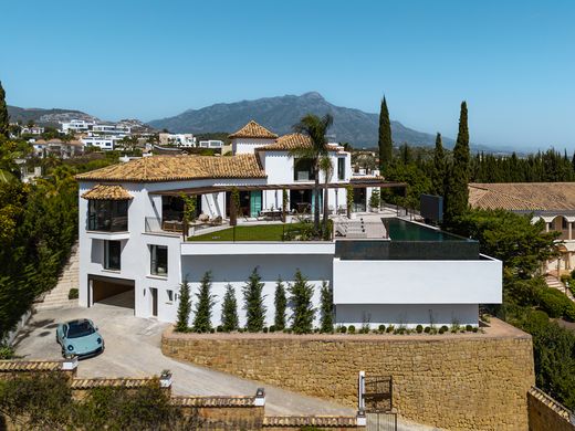 Detached House in Benahavís, Malaga