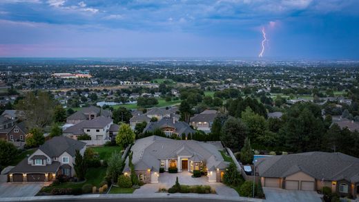Detached House in Kennewick, Benton County