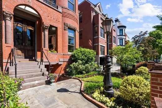 Townhouse in Washington, Washington County