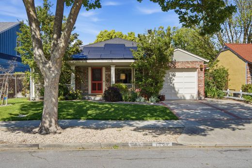 Detached House in Redwood City, San Mateo County