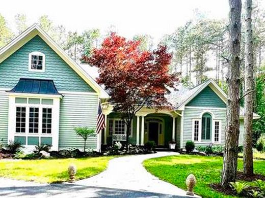 Einfamilienhaus in Harbor Springs, Emmet County