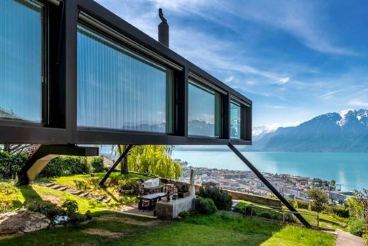 ‏בית חד-משפחתי ב  Chardonne, Riviera-Pays-d'Enhaut District