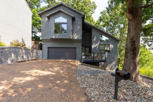 Detached House in Nashville, Davidson County