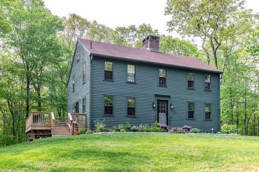 Detached House in Bethlehem, Litchfield County