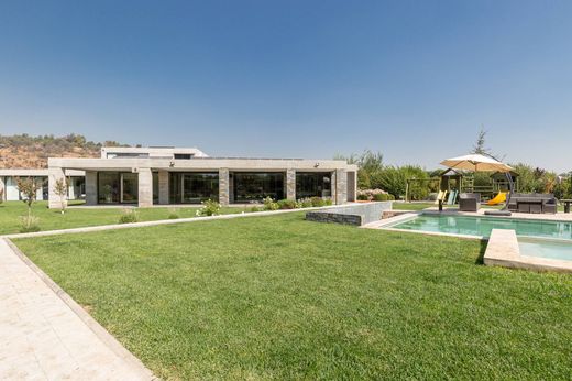 Einfamilienhaus in Colina, Provincia de Chacabuco