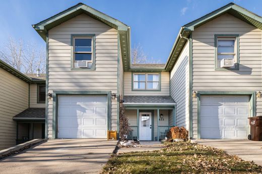 Detached House in New Castle, Garfield