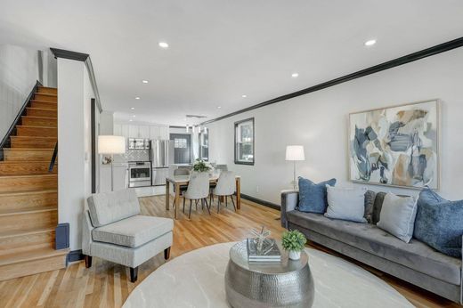 Luxury home in Washington, Washington County