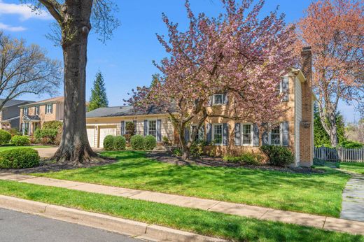 Luxury home in McLean, Fairfax County