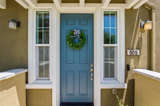 Townhouse in Redwood City, San Mateo County