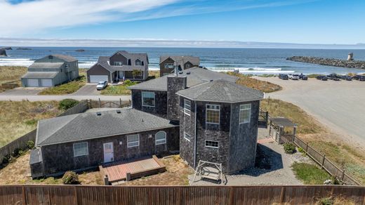 ‏בית חד-משפחתי ב  Bandon, Coos County